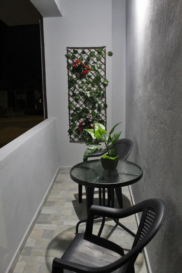 Vaso'S Apartment Ираклио Екстериор снимка